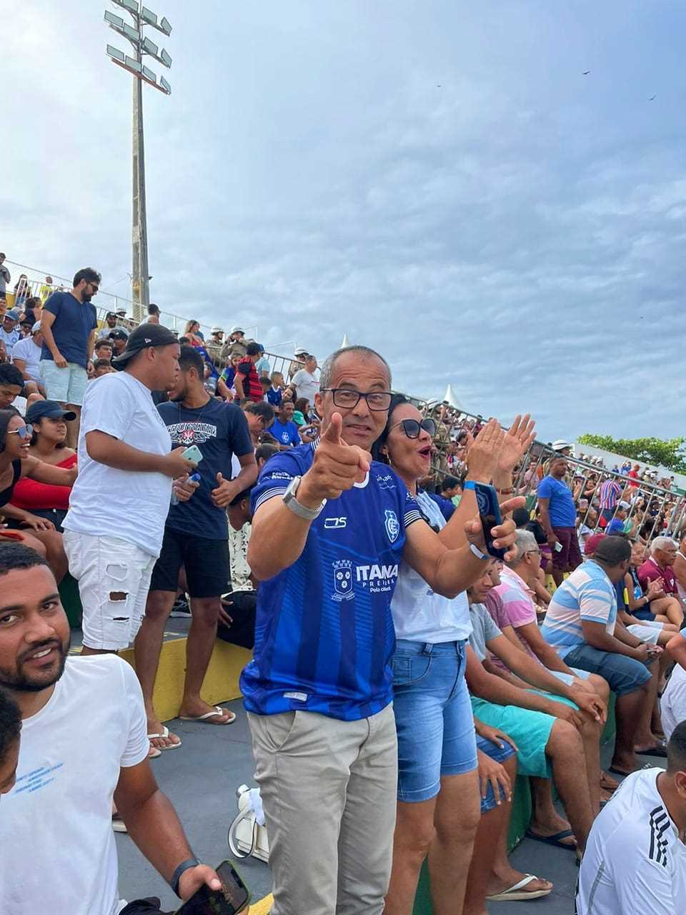 Camacã: Estádio Ribeirão recebe um grande público e o Itabuna vence o Bahia por 4x0
